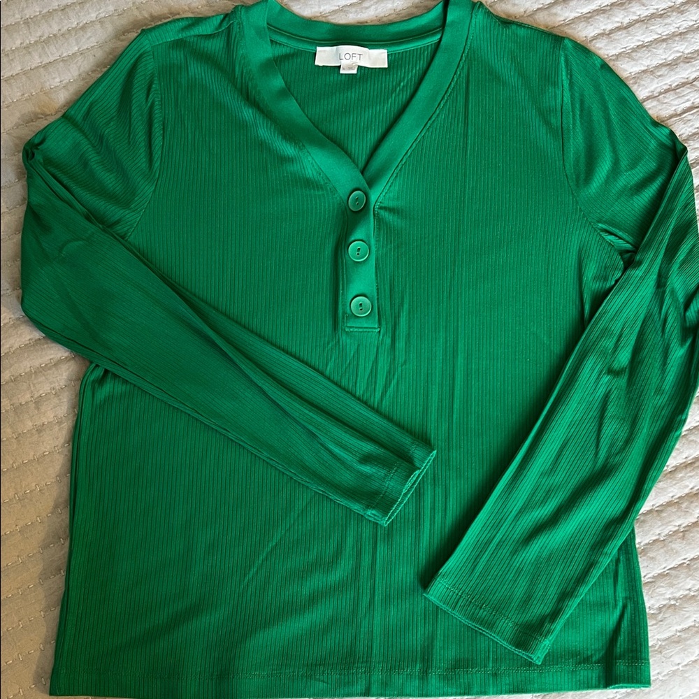 LOFT Emerald Buttoned V-Neck Top